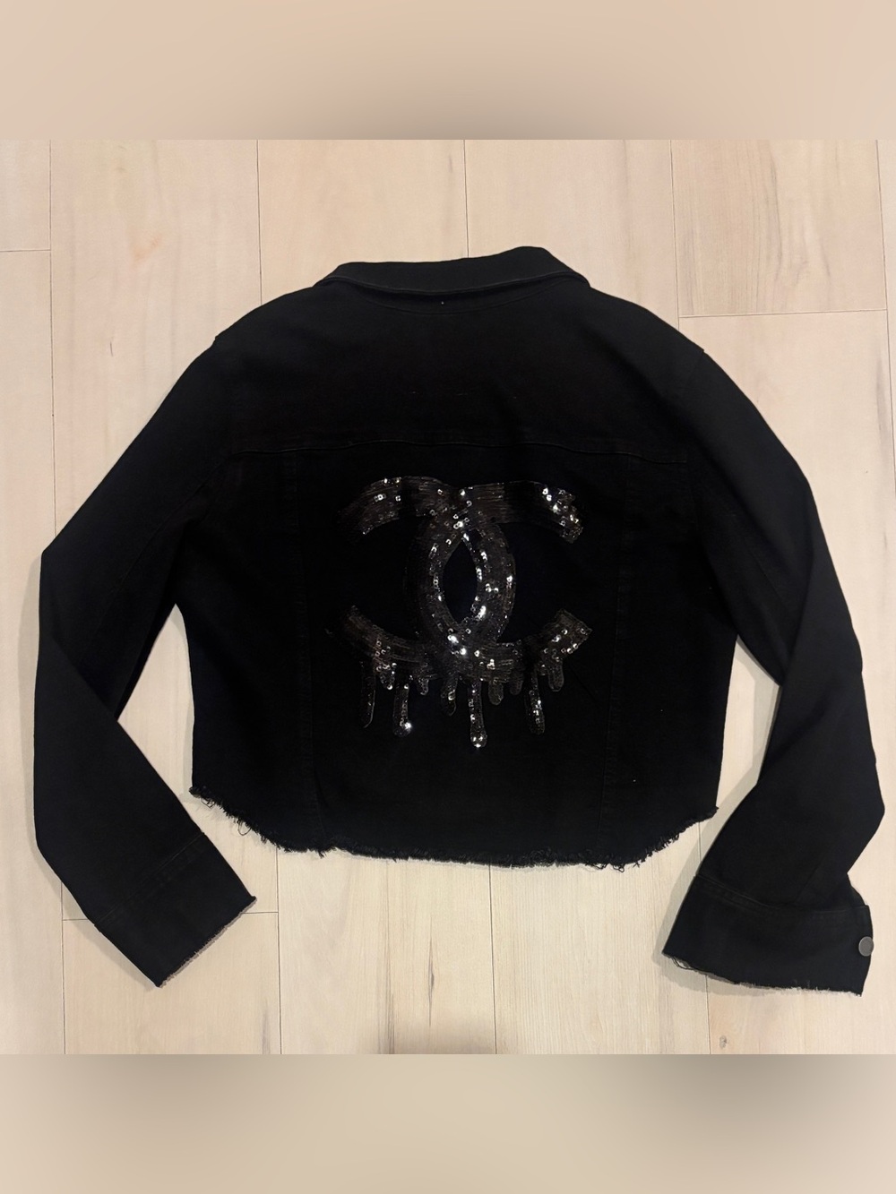 Cropped black denim jacket with Sequin Double C Patch in black